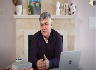 “Вітаємо завідувача кафедрою міжнародних відносин В.М. Яблонського із отриманням почесної нагороди Вітаємо завідувача кафедрою міжнародних відносин В.М. Яблонського із отриманням почесної нагороди